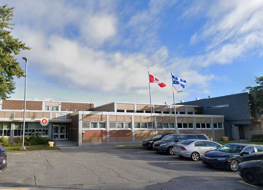 Health Sciences, Medicine & Sciences at Lester B Pearson School Board